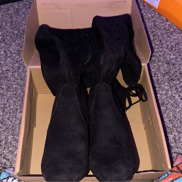 I really don’t wear them any anymore 
Wore them once still in good shape - Picture 1 of 4